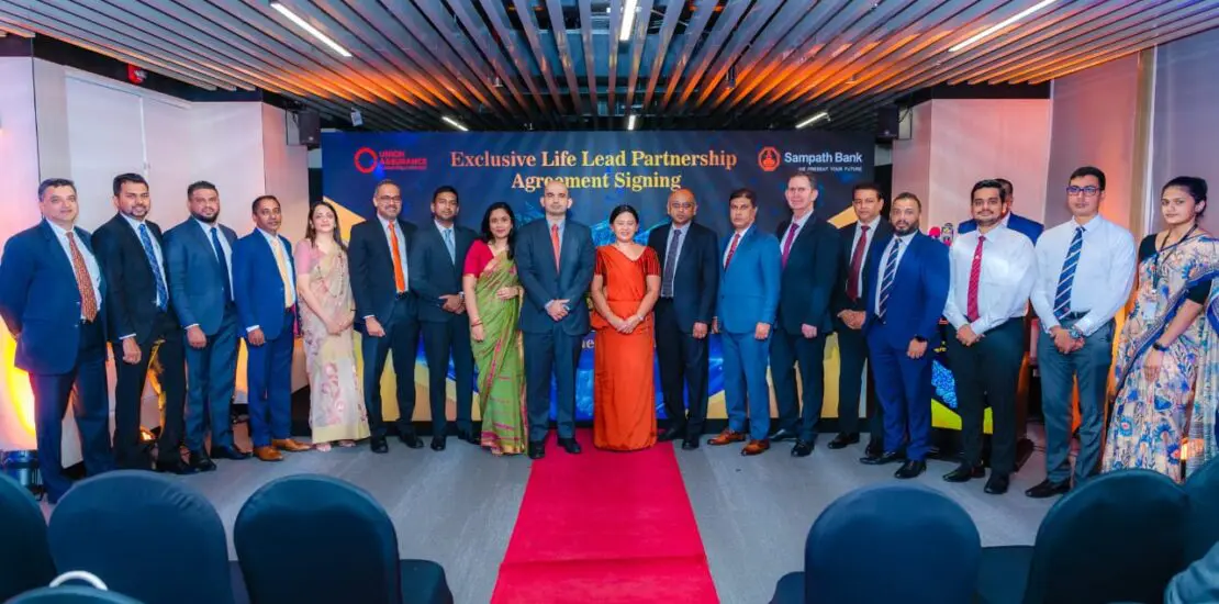 Magi at Sampath Bank agreement signing with Union Assurance